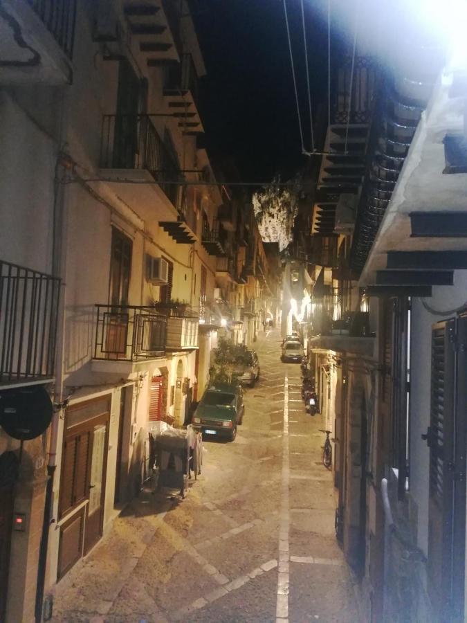 Relax House Apartment Cefalu Bagian luar foto